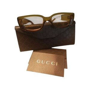 Gucci Sunglasses With Authenticity Card And Case